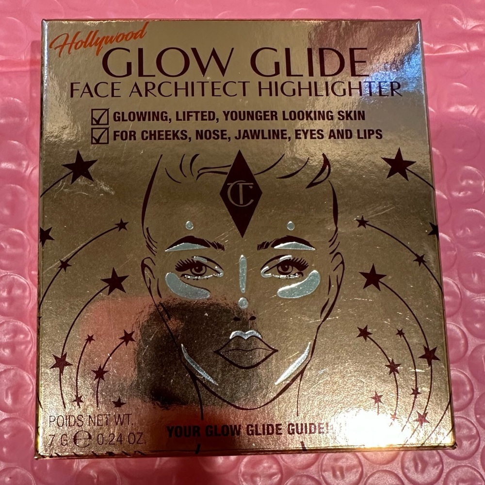 Charlotte Tilbury | Glow Glide Highlighter | Rose Gold Glow - Picture 5 of 9